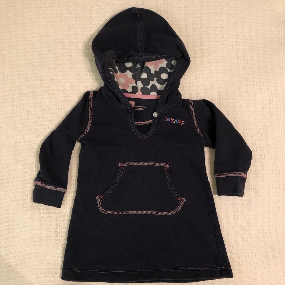 GAP hooded sweatshirt 12-18 mo